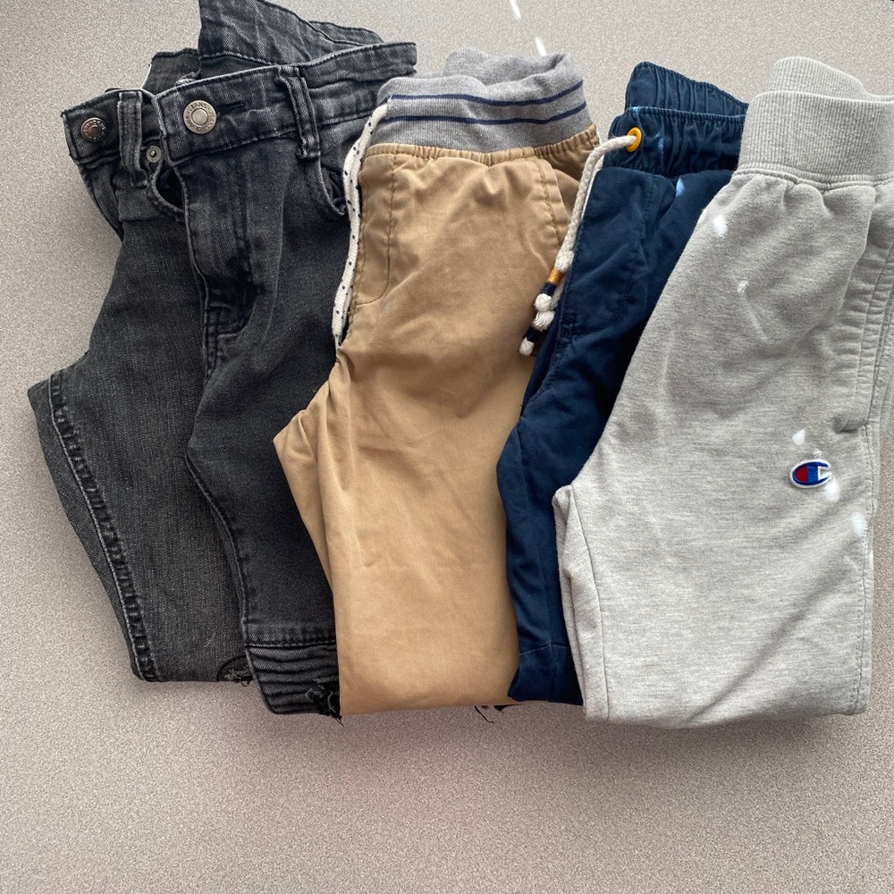Bundle of 5 children’s pants